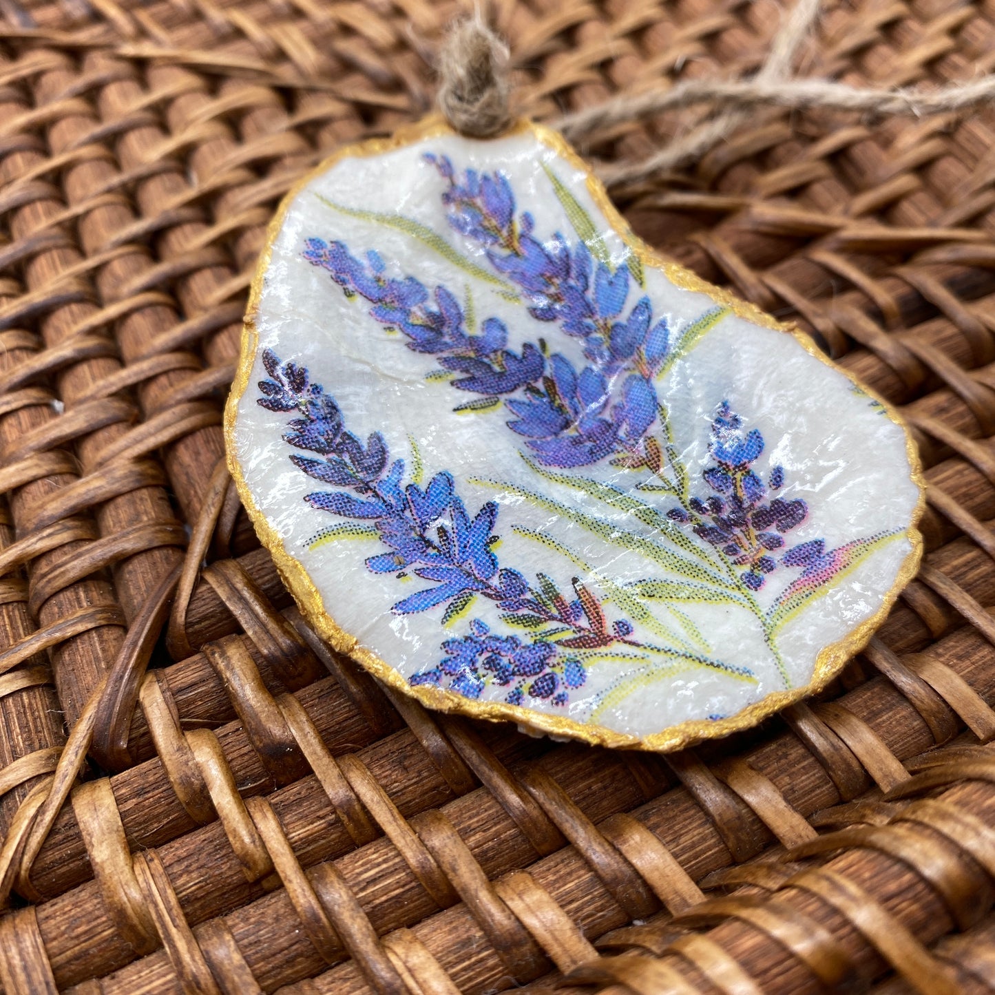 Small Oyster Shell Gilded Decoupage, Trinket Dish, Jewelry Tray, Gift, Ornament, Event Favor