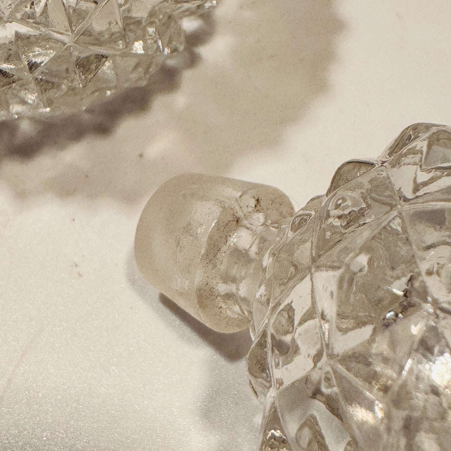 Clear Cut Glass Diamond Perfume Bottle with Stopper