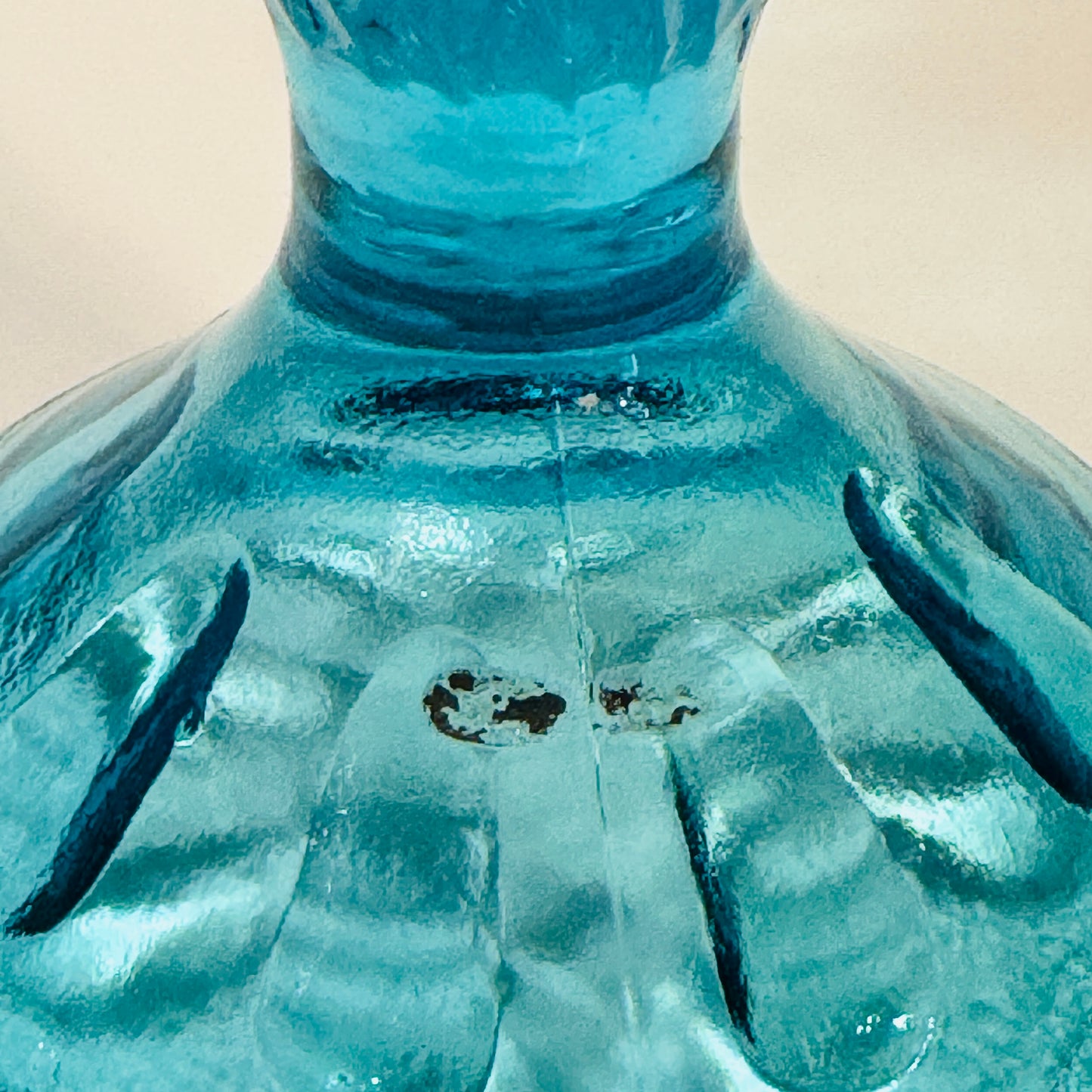 Fenton Art Glass Colonial Blue Optic Pattern Vase with Ruffled Edge
