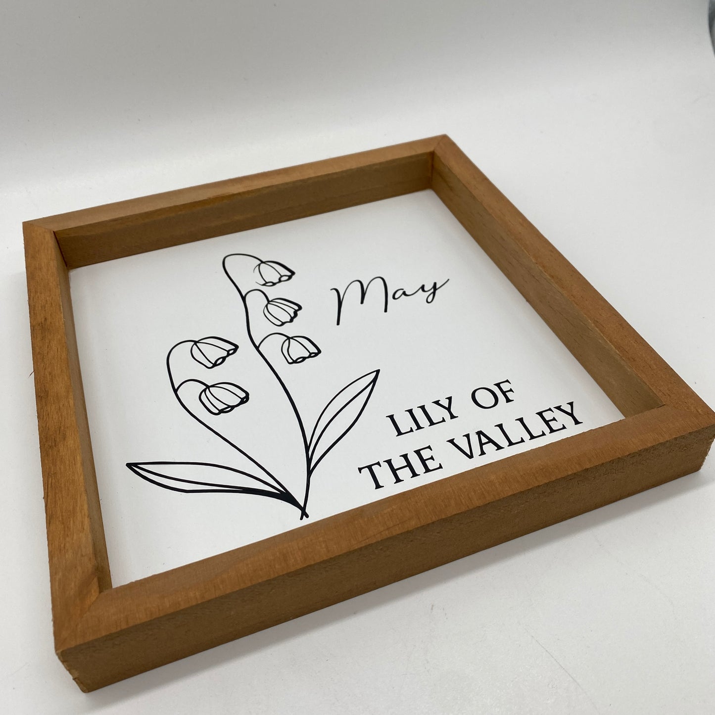 Birth Month Flower Sign - May, Lily of the Valley