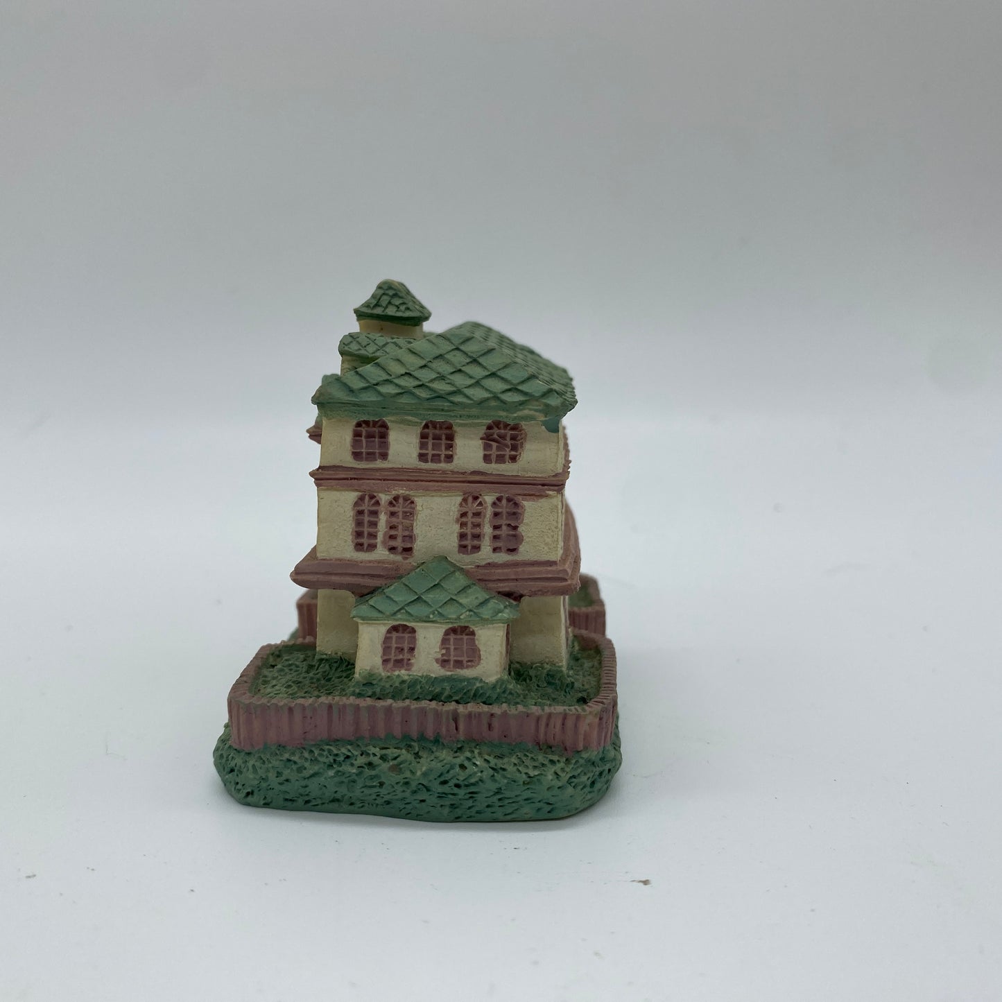 Enesco Home Figurine