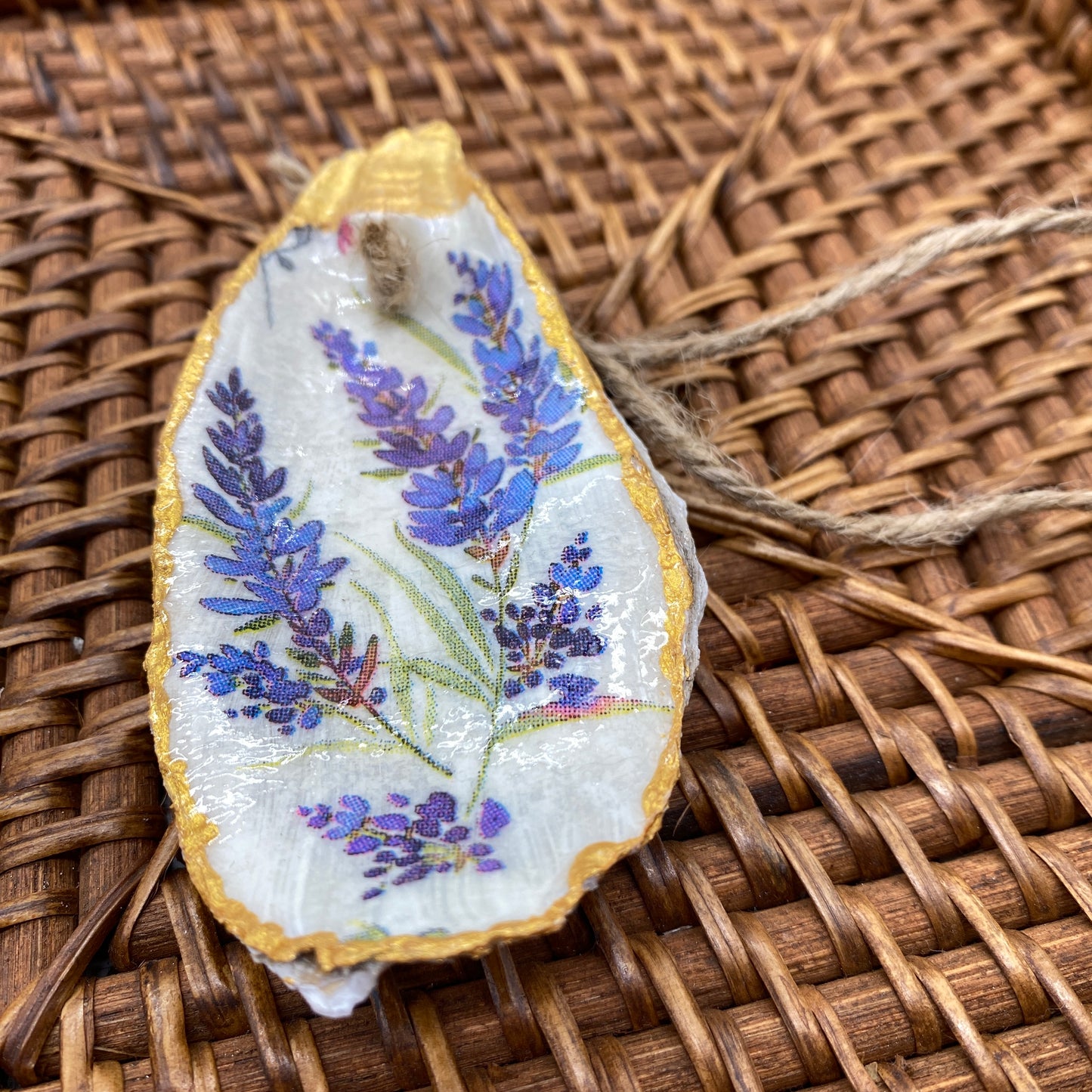 Small Oyster Shell Gilded Decoupage, Trinket Dish, Jewelry Tray, Gift, Ornament, Event Favor