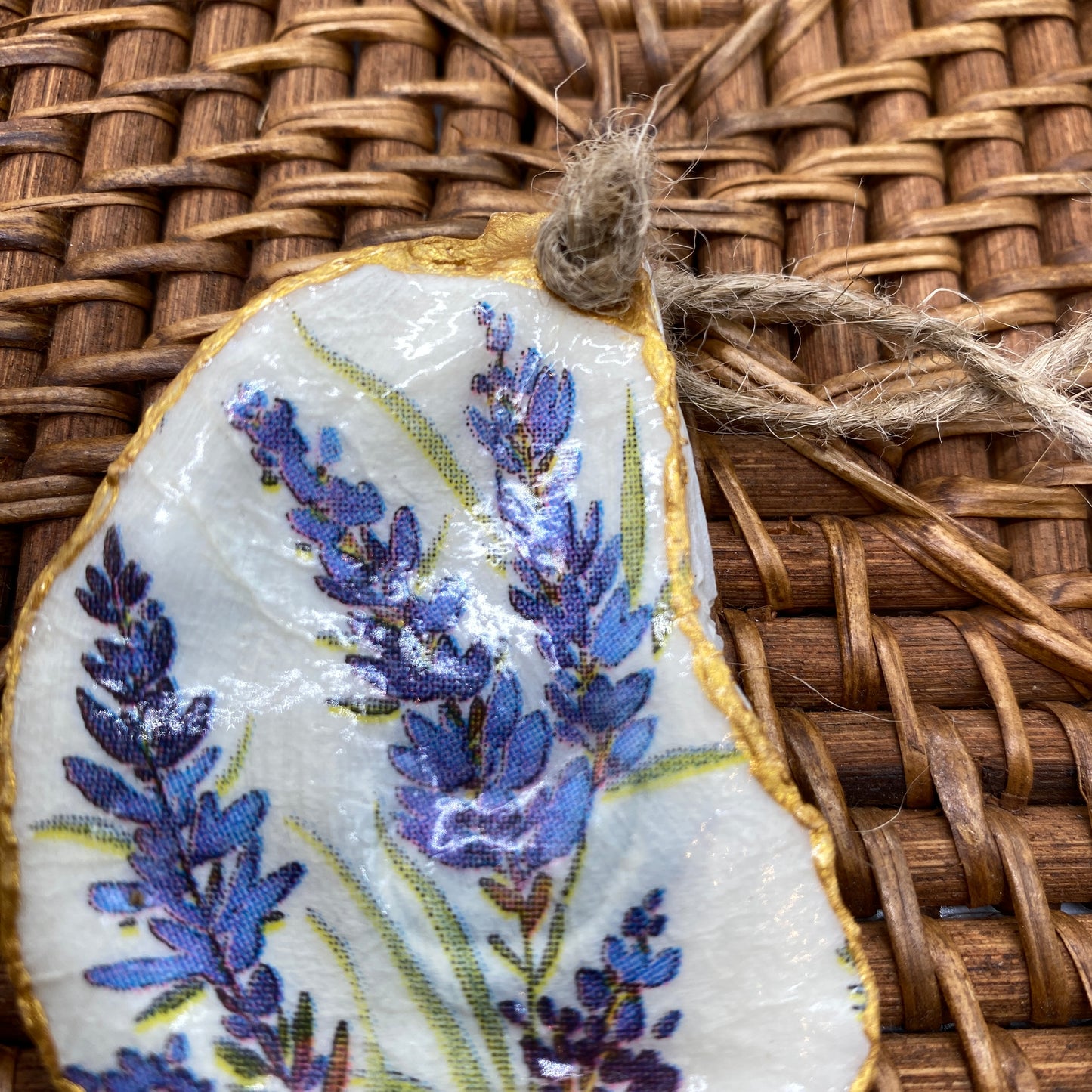 Small Oyster Shell Gilded Decoupage, Trinket Dish, Jewelry Tray, Gift, Ornament, Event Favor