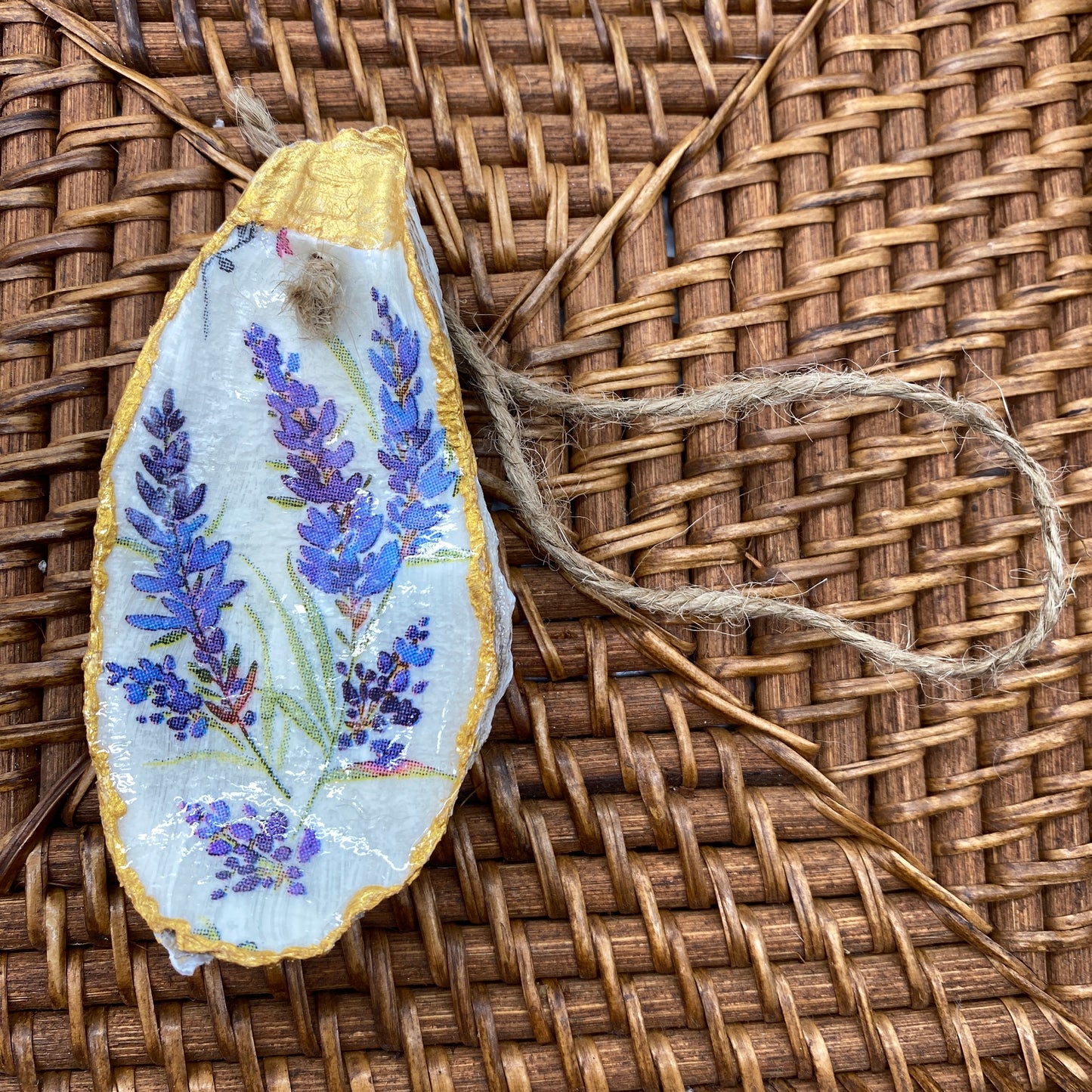 Small Oyster Shell Gilded Decoupage, Trinket Dish, Jewelry Tray, Gift, Ornament, Event Favor