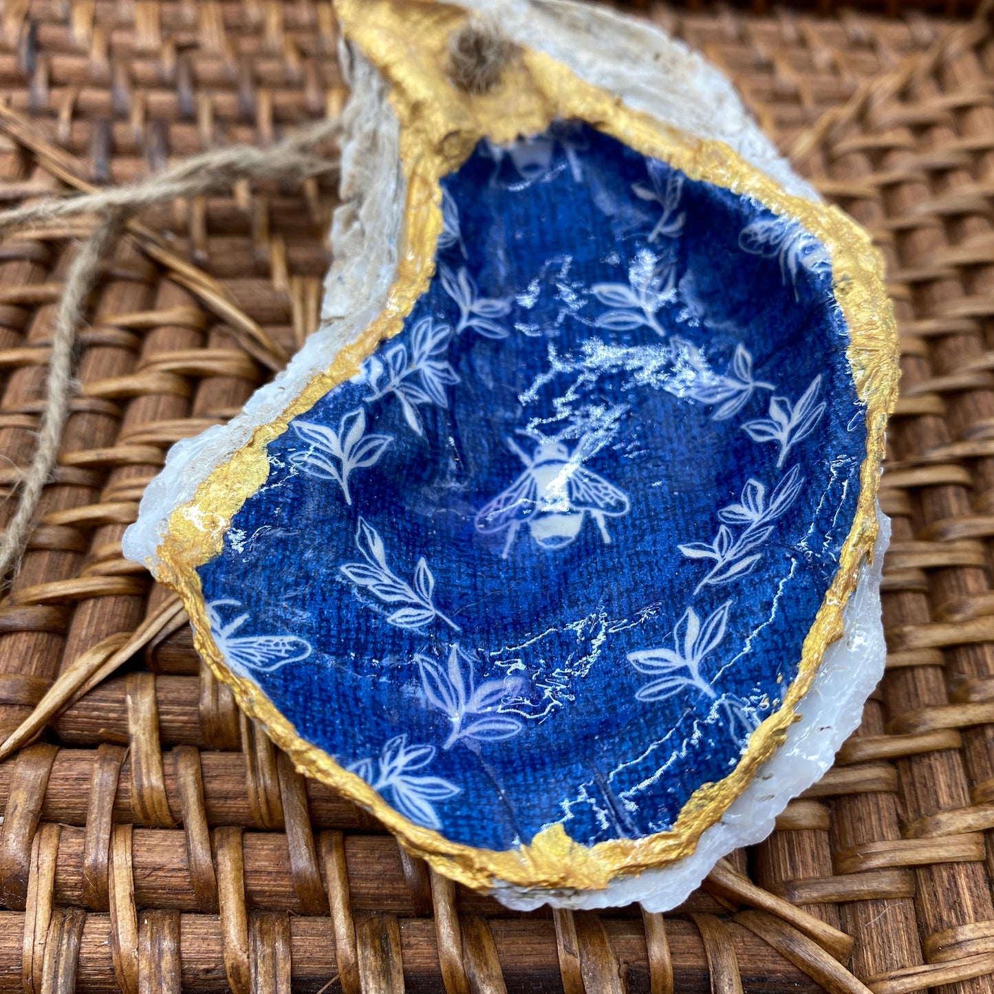 Medium Oyster Shell Gilded Decoupage, Trinket Dish, Jewelry Tray, Gift, Ornament, Event Favor