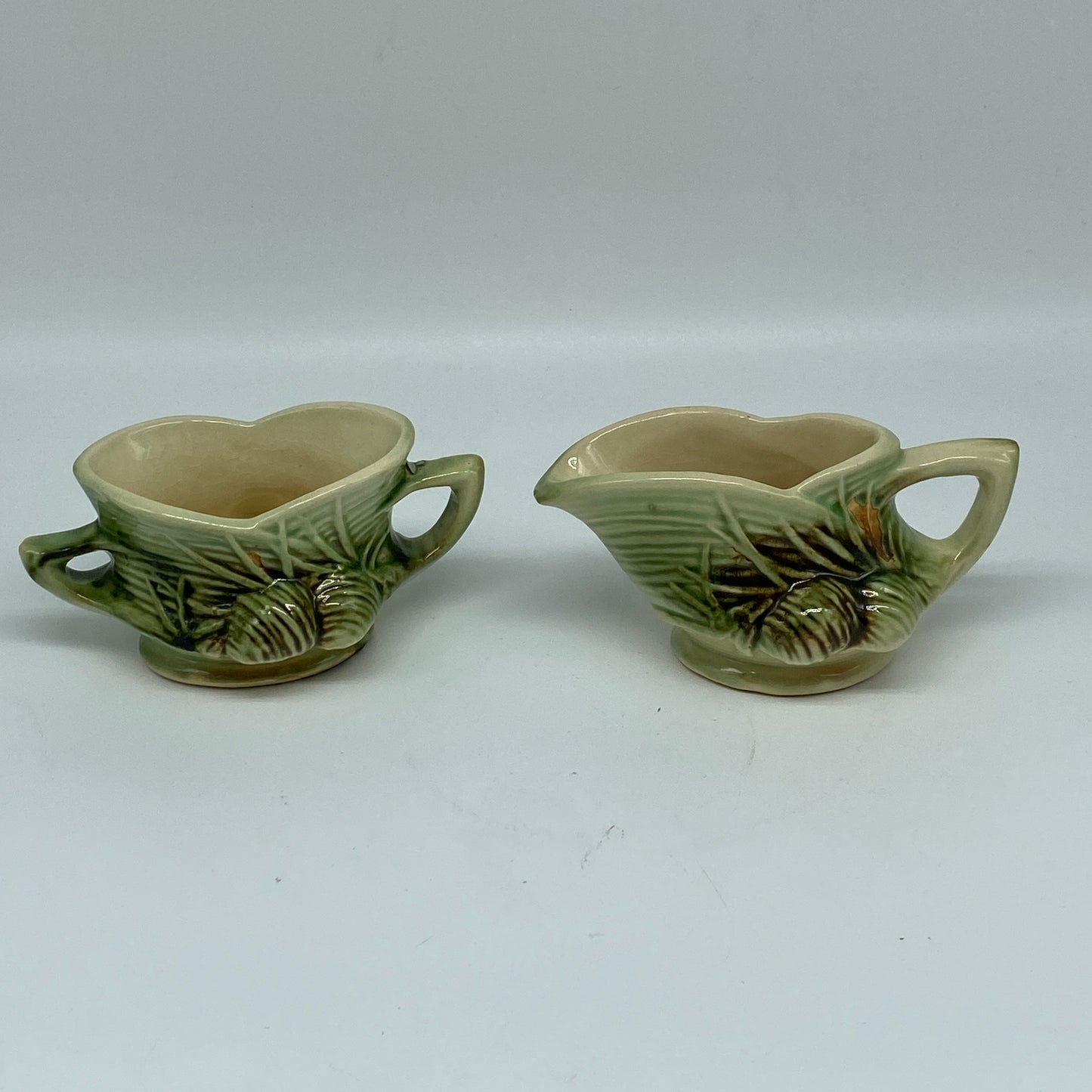 McCoy Pinecone Tea Set (4 Pieces)