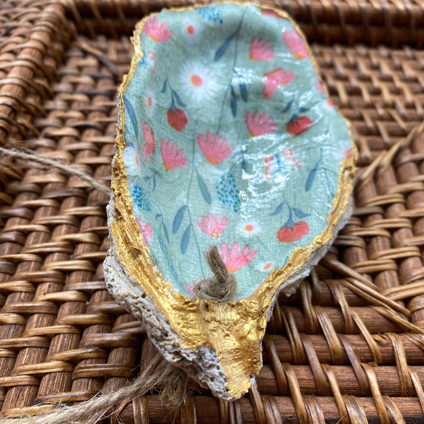 Medium Oyster Shell Gilded Decoupage, Trinket Dish, Jewelry Tray, Gift, Ornament, Event Favor