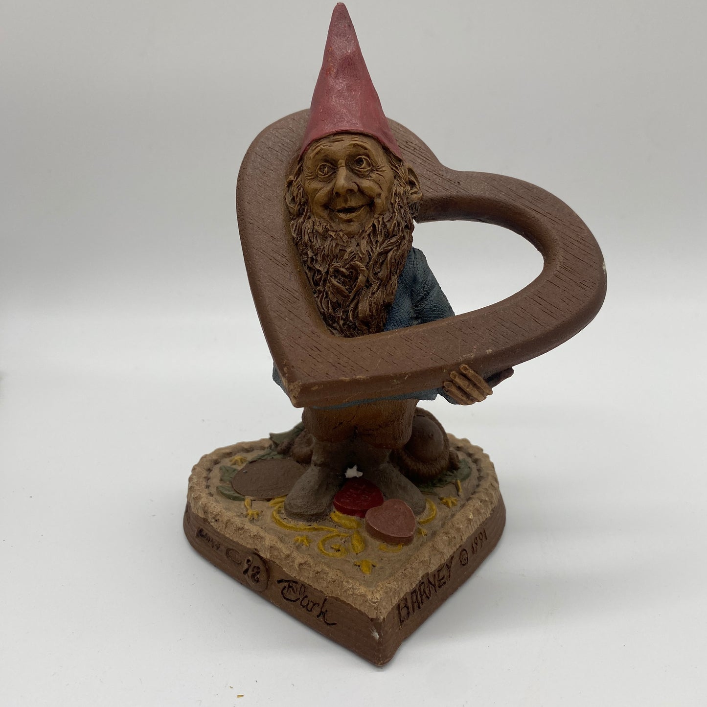 Tom Clark Gnome - Barney Heart