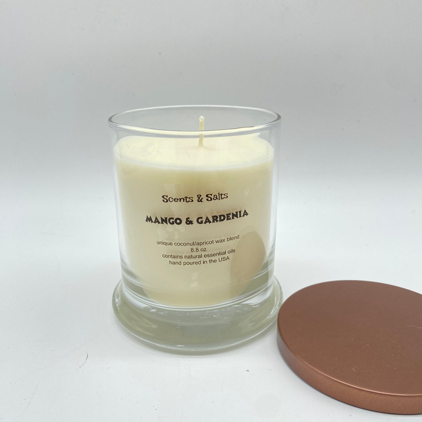 Scents and Salts Hand Poured Candle - Mango and Gardenia
