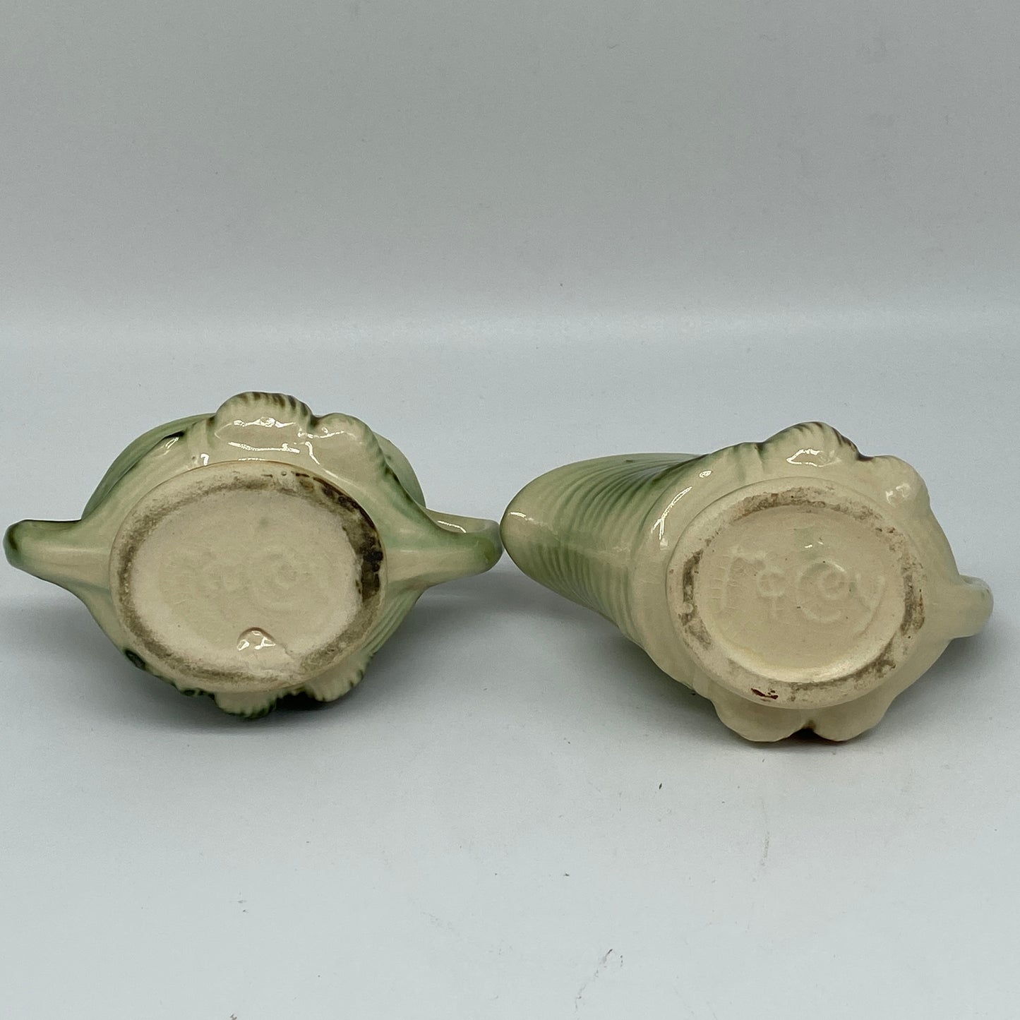 McCoy Pinecone Tea Set (4 Pieces)