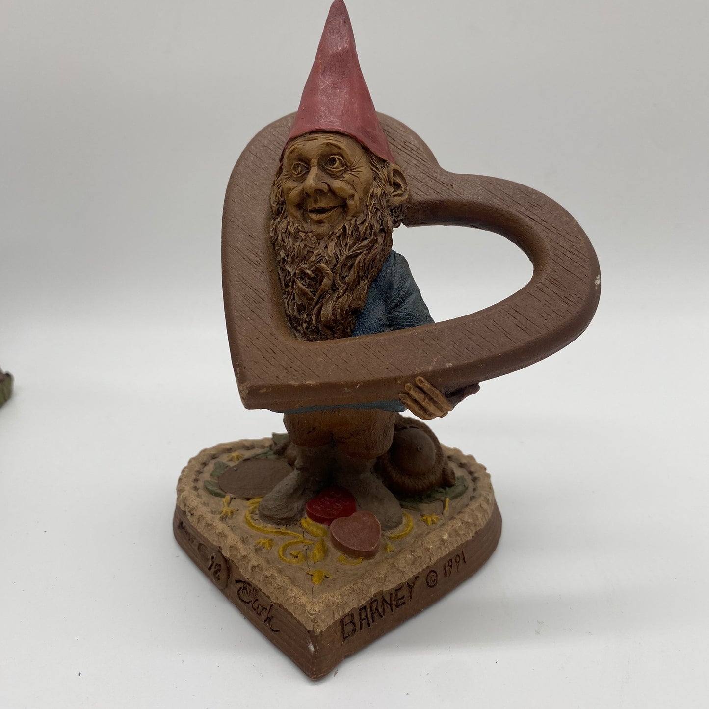 Tom Clark Gnome - Barney Heart