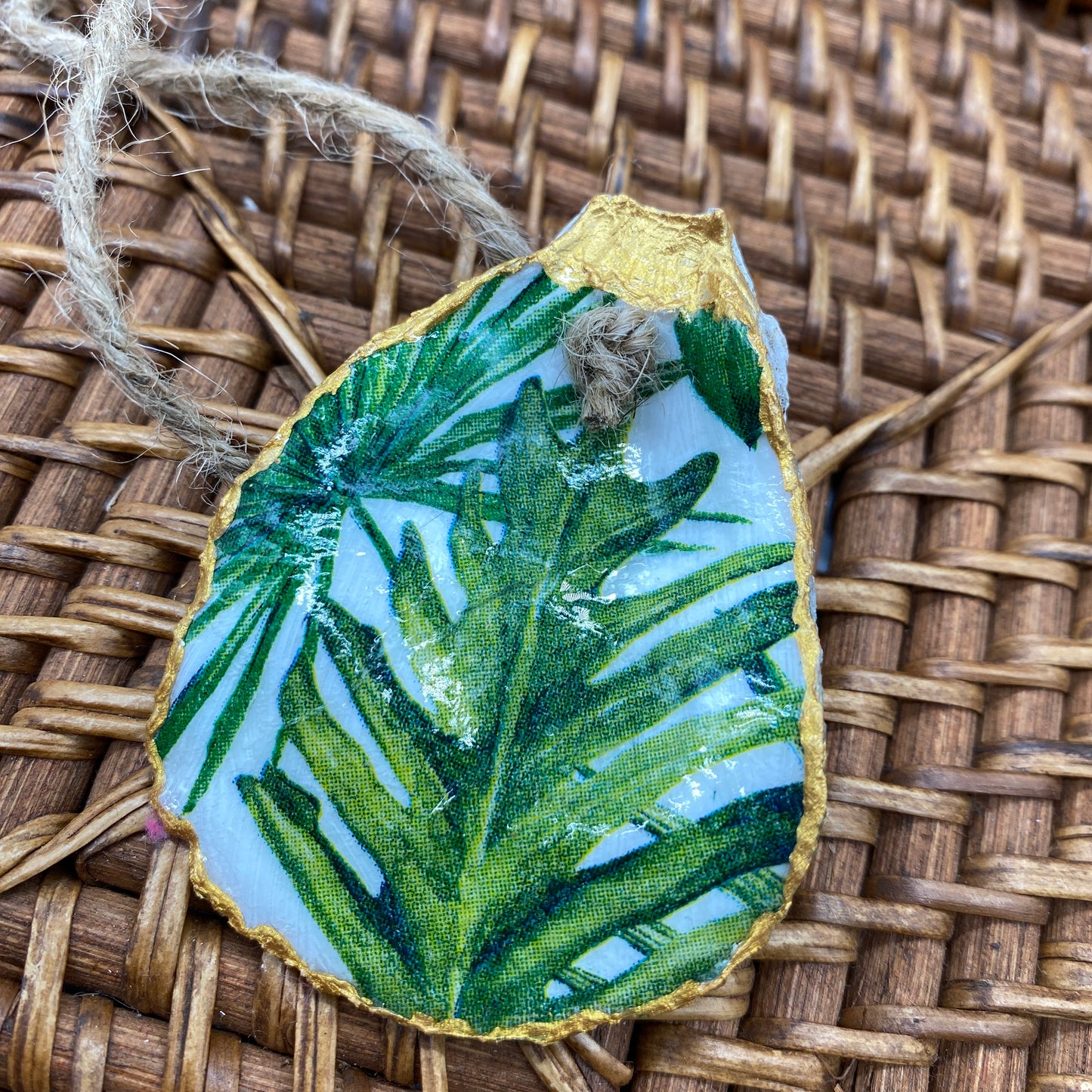Small Oyster Shell Gilded Decoupage, Trinket Dish, Jewelry Tray, Gift, Ornament, Event Favor