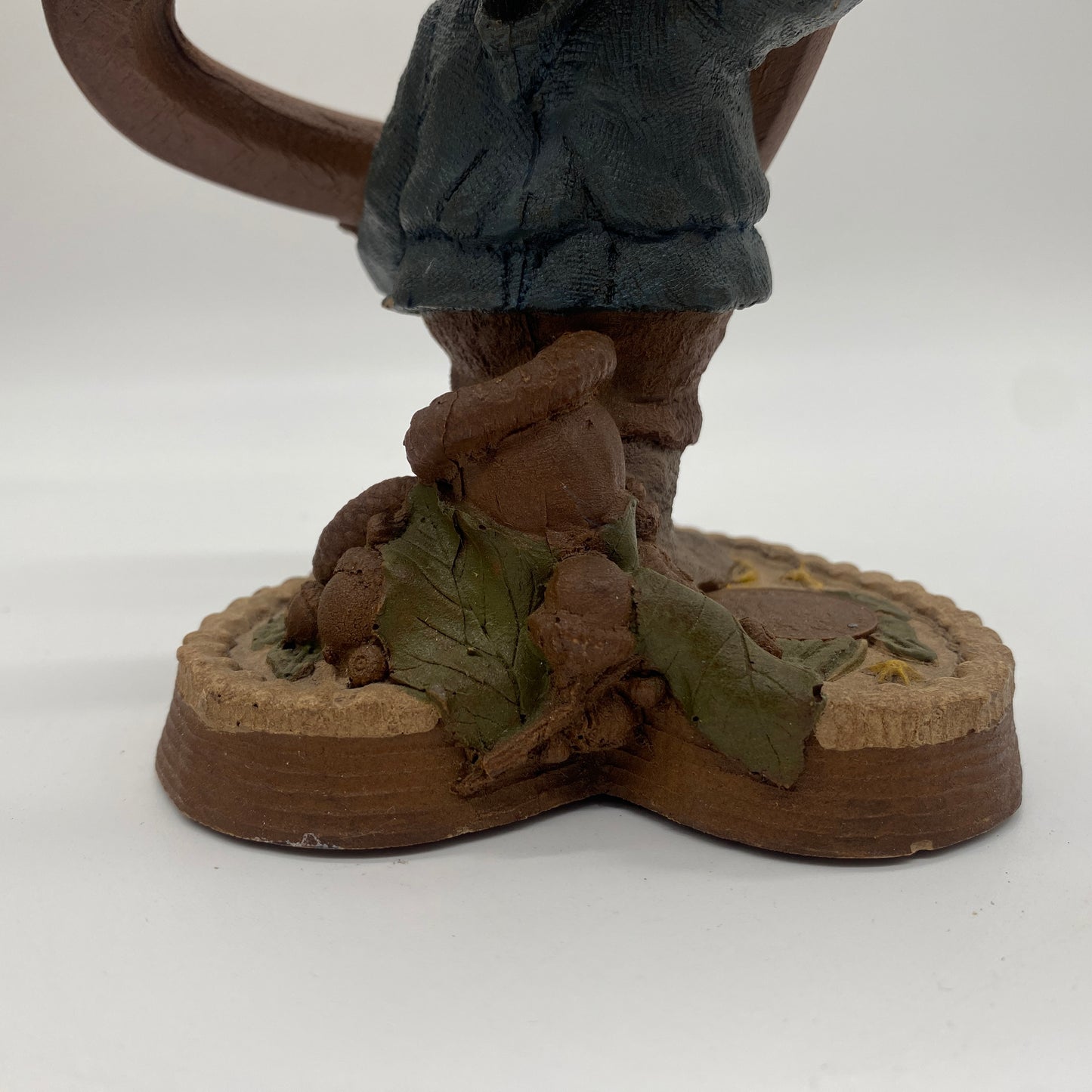 Tom Clark Gnome - Barney Heart