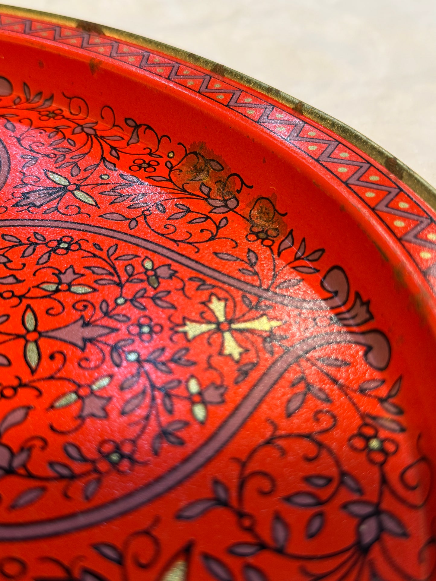 Set of (6) Six Mid Century Style Oval Tin Metal Serving Trays - Red / Gold / Purple Scroll Pattern