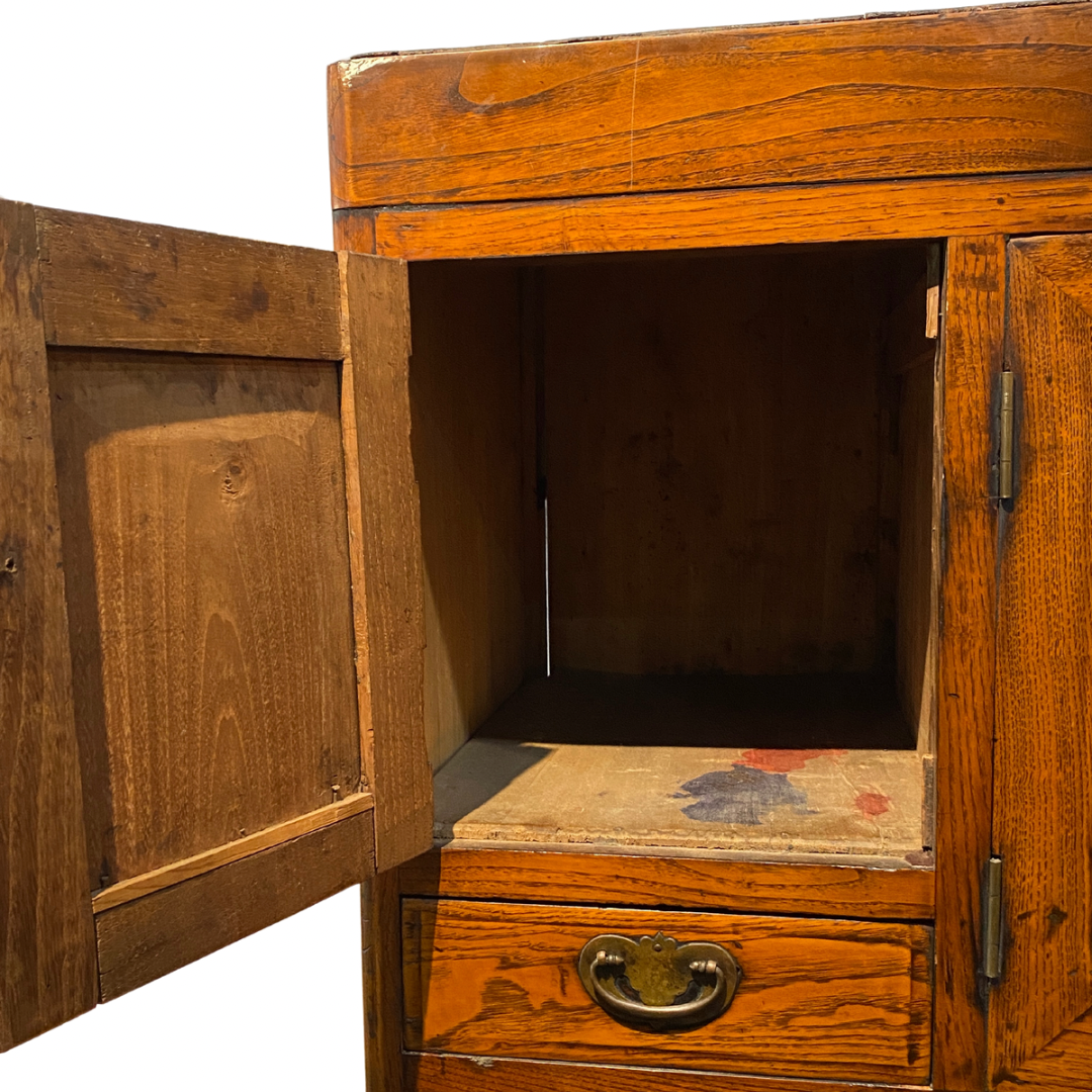 Antique Tansu Chest