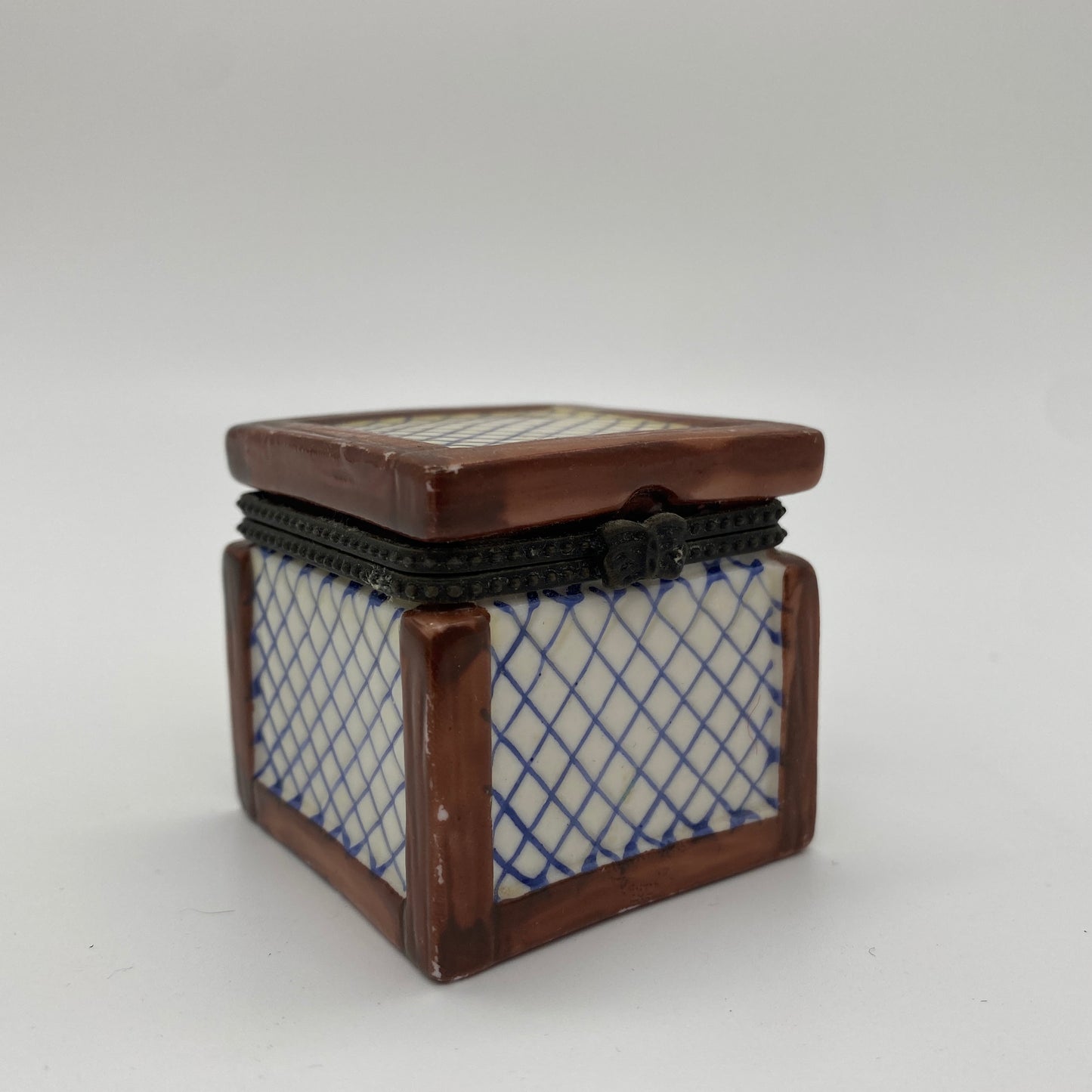 Hinged Trinket Box - Crab Basket