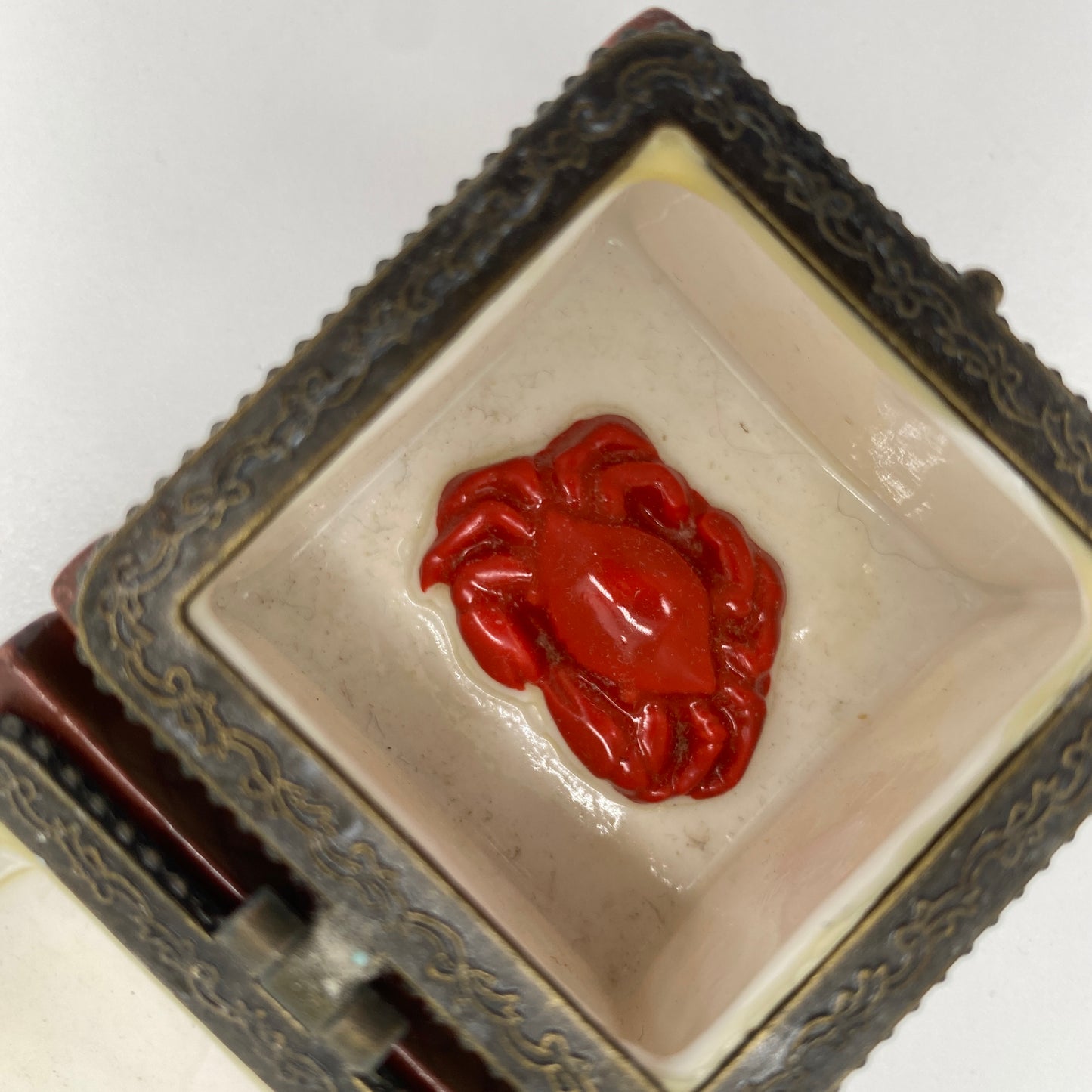 Hinged Trinket Box - Crab Basket
