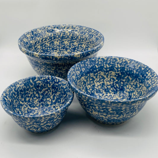 Friendship Pottery Blue Spongeware Mixing Bowls - Set of 3