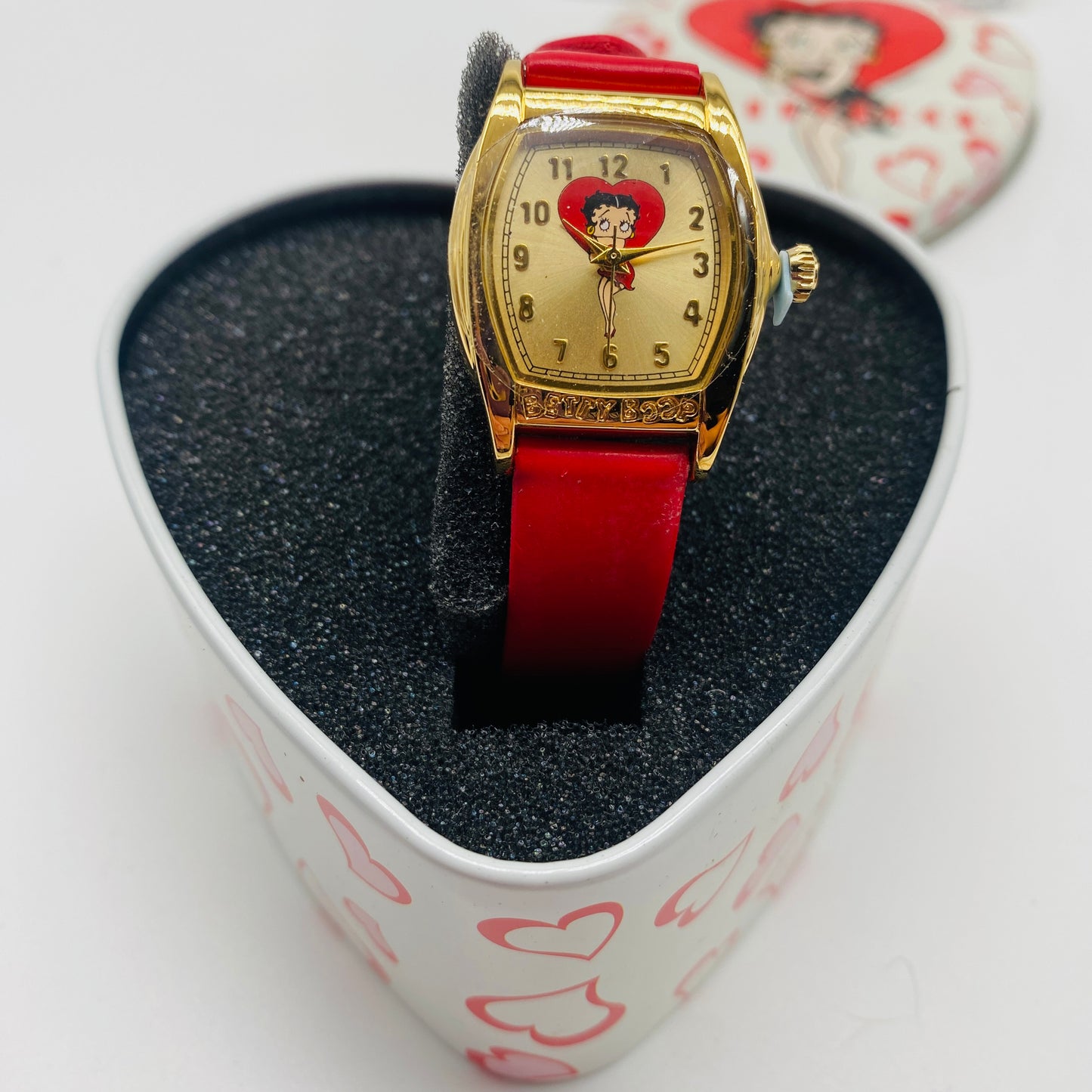 Betty Boop Red Leather Band Watch in Heart Tin