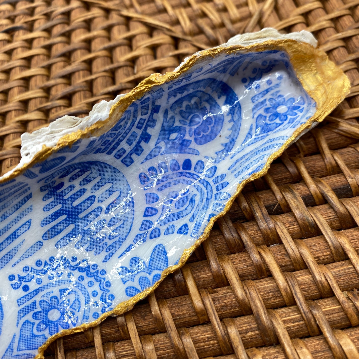 Small Oyster Shell Gilded Decoupage, Trinket Dish, Jewelry Tray, Gift, Ornament, Event Favor