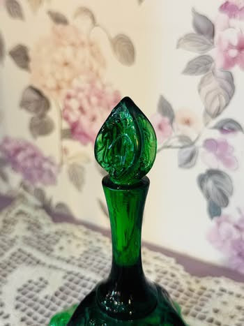 Fenton Emerald Green Glass Bell