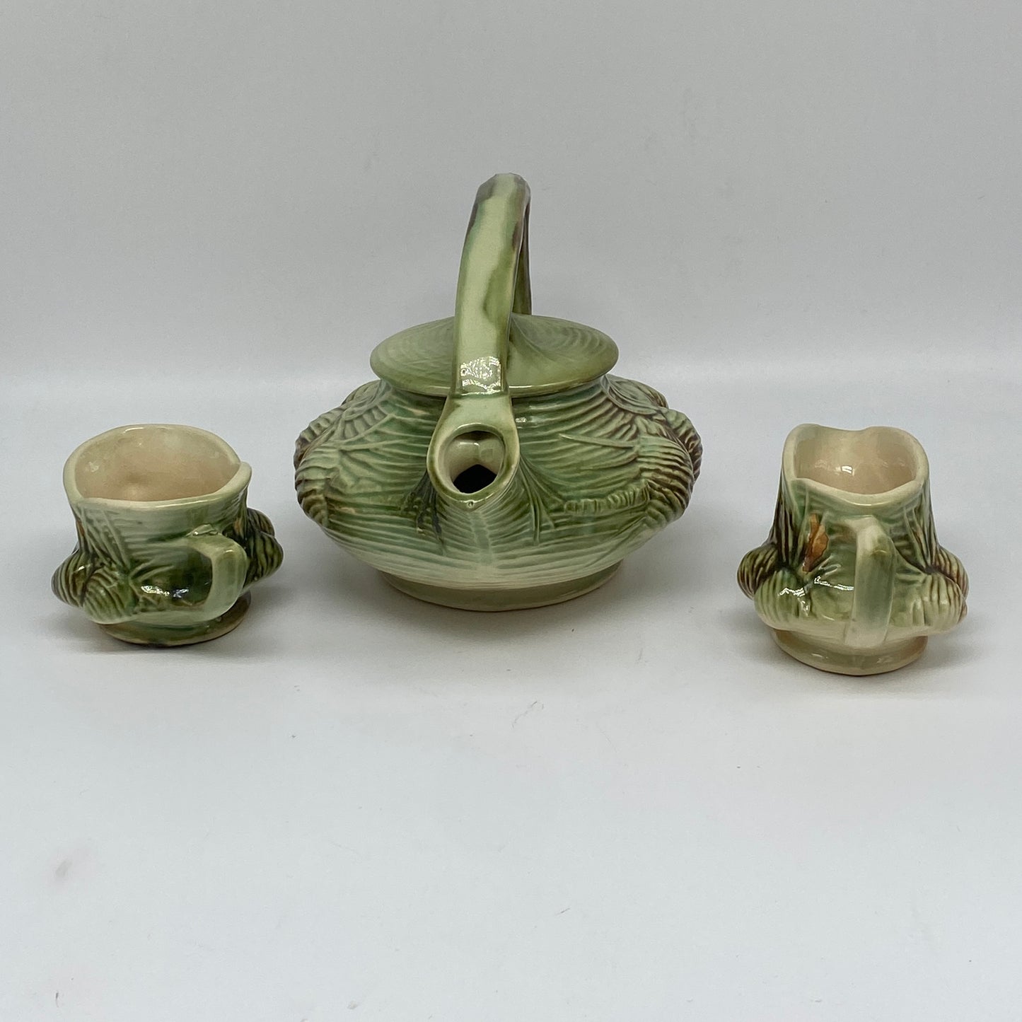 McCoy Pinecone Tea Set (4 Pieces)