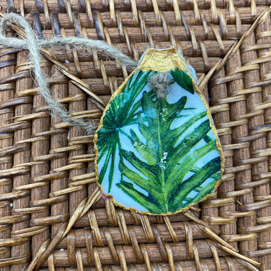 Small Oyster Shell Gilded Decoupage, Trinket Dish, Jewelry Tray, Gift, Ornament, Event Favor