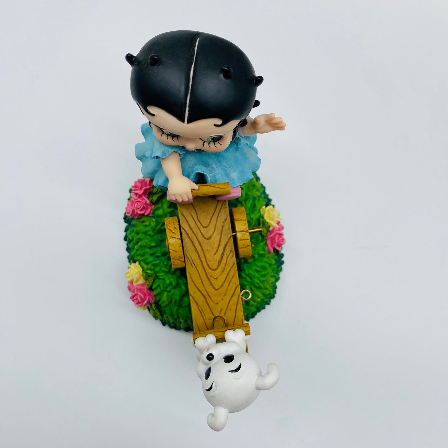 Betty Boop Collectible Music Figurine by Westland Giftware #6889